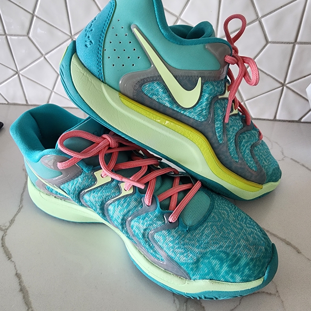 Nike Teal and Pink Athletic Shoes